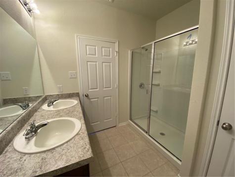 200 Kildeer Pass Jarrell TX 76537