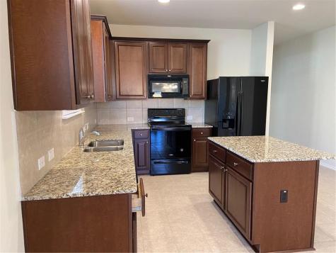 200 Kildeer Pass Jarrell TX 76537
