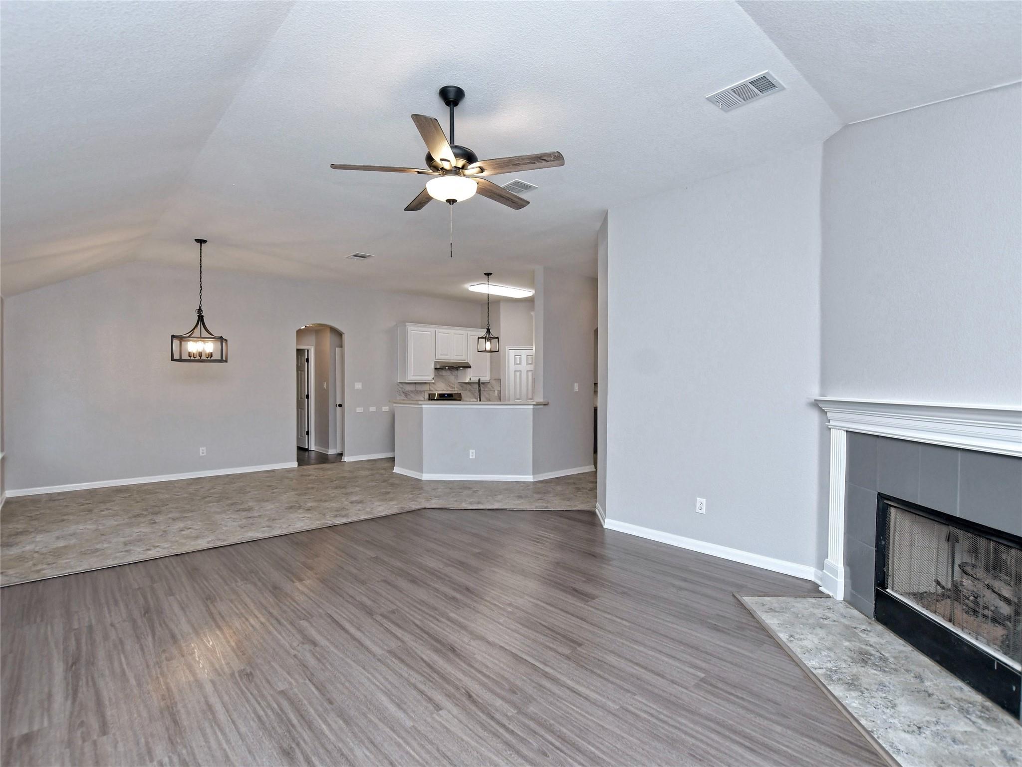 913 Old Wick Castle Way Pflugerville TX 78660