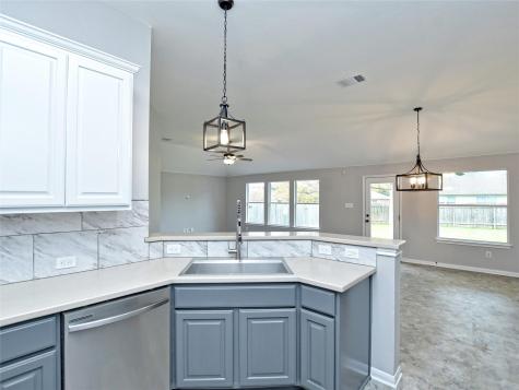 913 Old Wick Castle Way Pflugerville TX 78660
