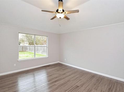 913 Old Wick Castle Way Pflugerville TX 78660