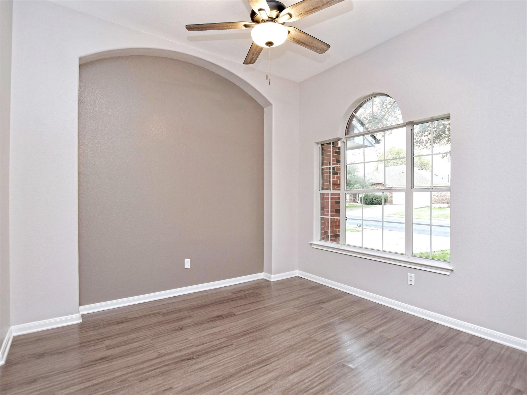 913 Old Wick Castle Way Pflugerville TX 78660
