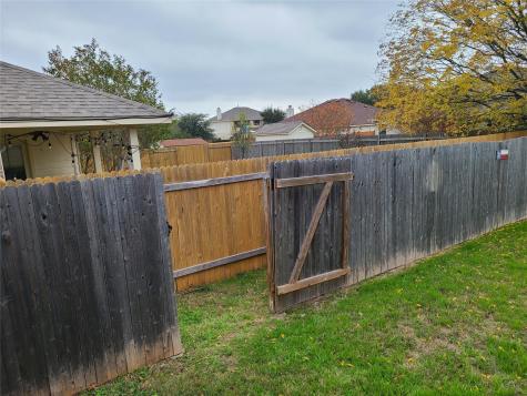 913 Old Wick Castle Way Pflugerville TX 78660