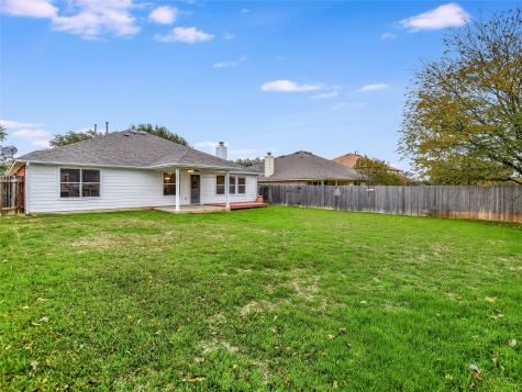 913 Old Wick Castle Way Pflugerville TX 78660