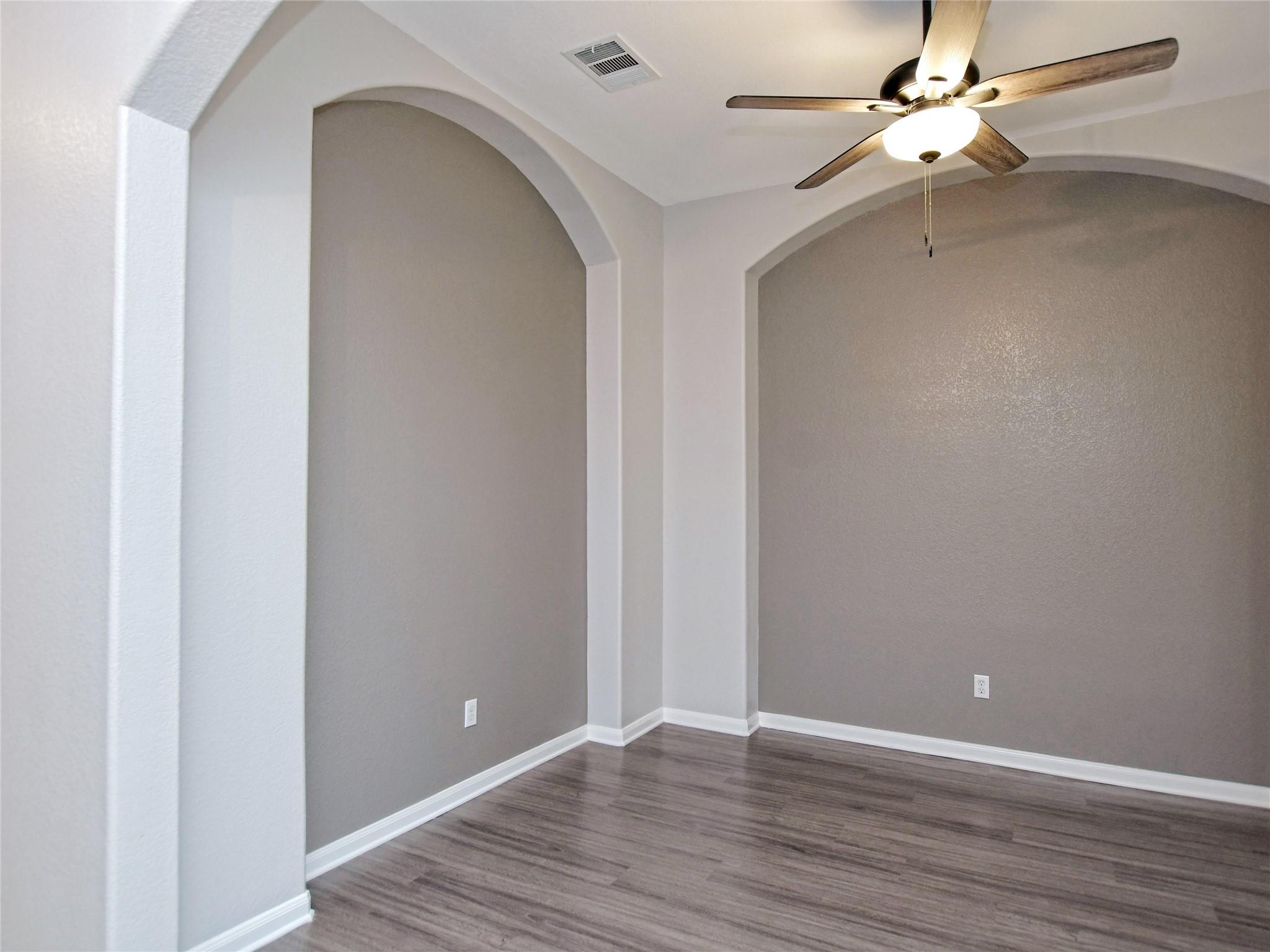 913 Old Wick Castle Way Pflugerville TX 78660