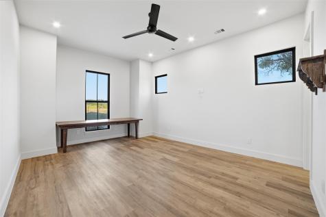 23937 Oscar Road Spicewood TX 78669