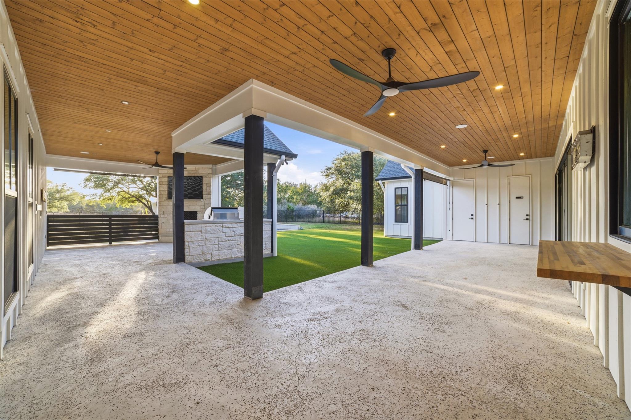 23937 Oscar Road Spicewood TX 78669