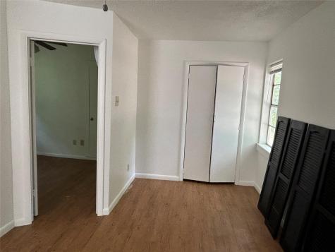 1107-6 N Pine Street Bastrop TX 78602