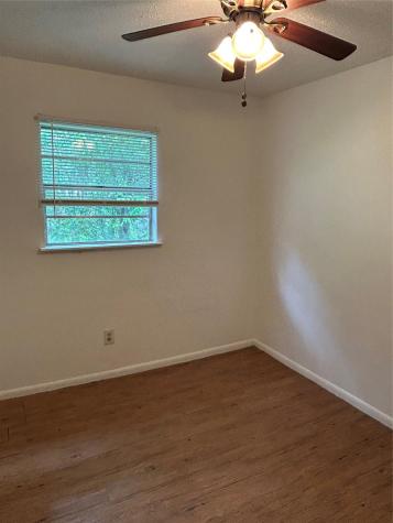 1107-6 N Pine Street Bastrop TX 78602
