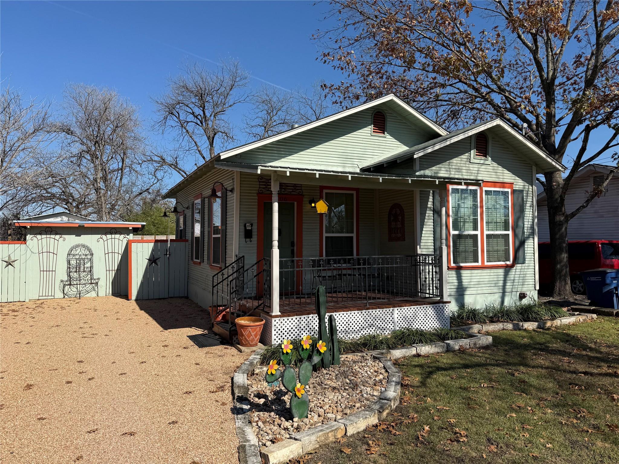 406 Normandy Street Austin TX 78745