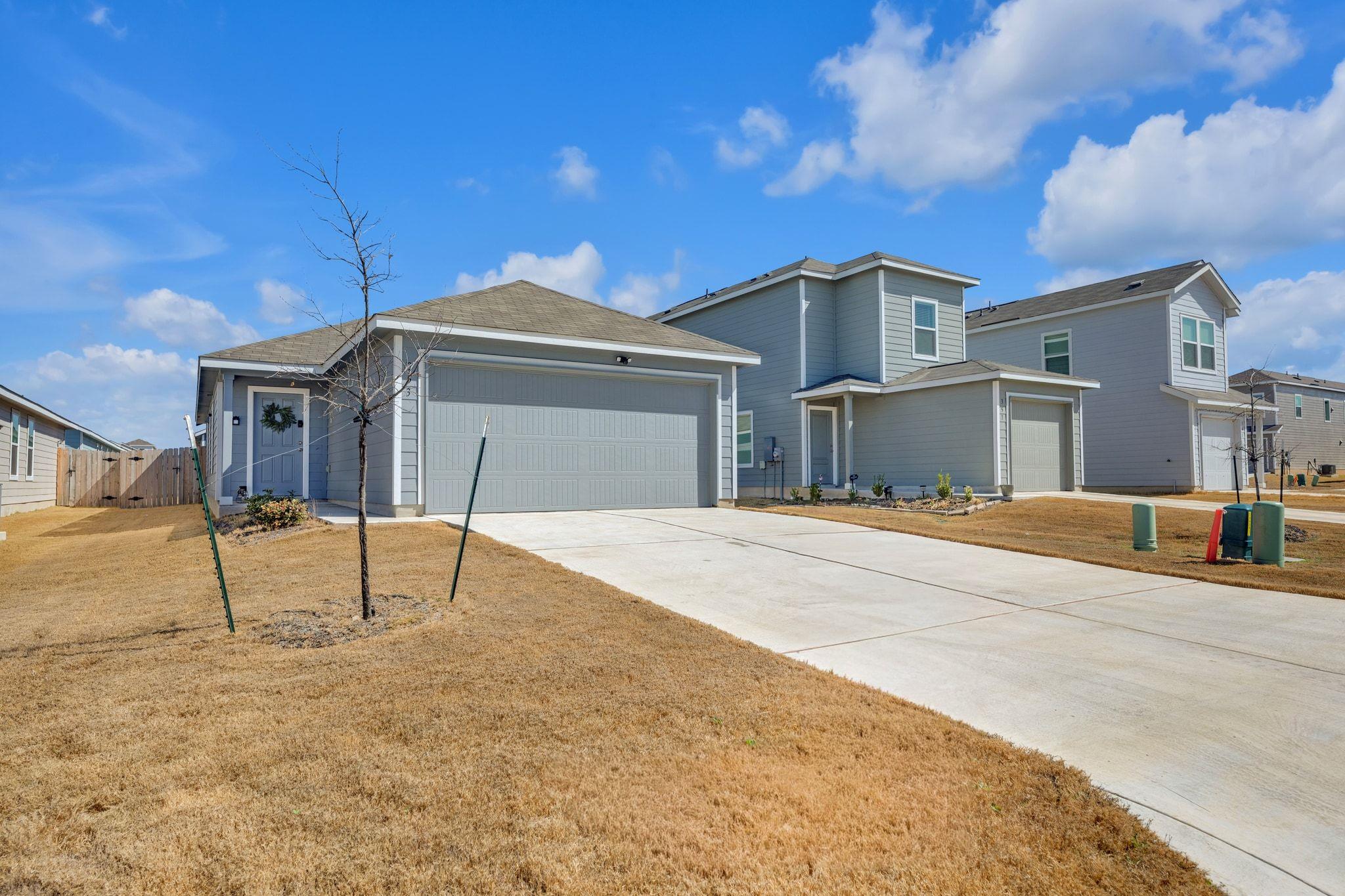 353 Marty Allen Loop Jarrell TX 76537