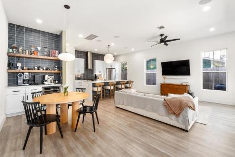 3302 Thompson Street Austin TX 78702