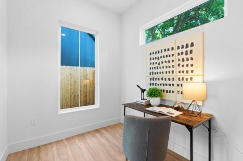 3302 Thompson Street Austin TX 78702