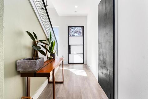 3302 Thompson Street Austin TX 78702