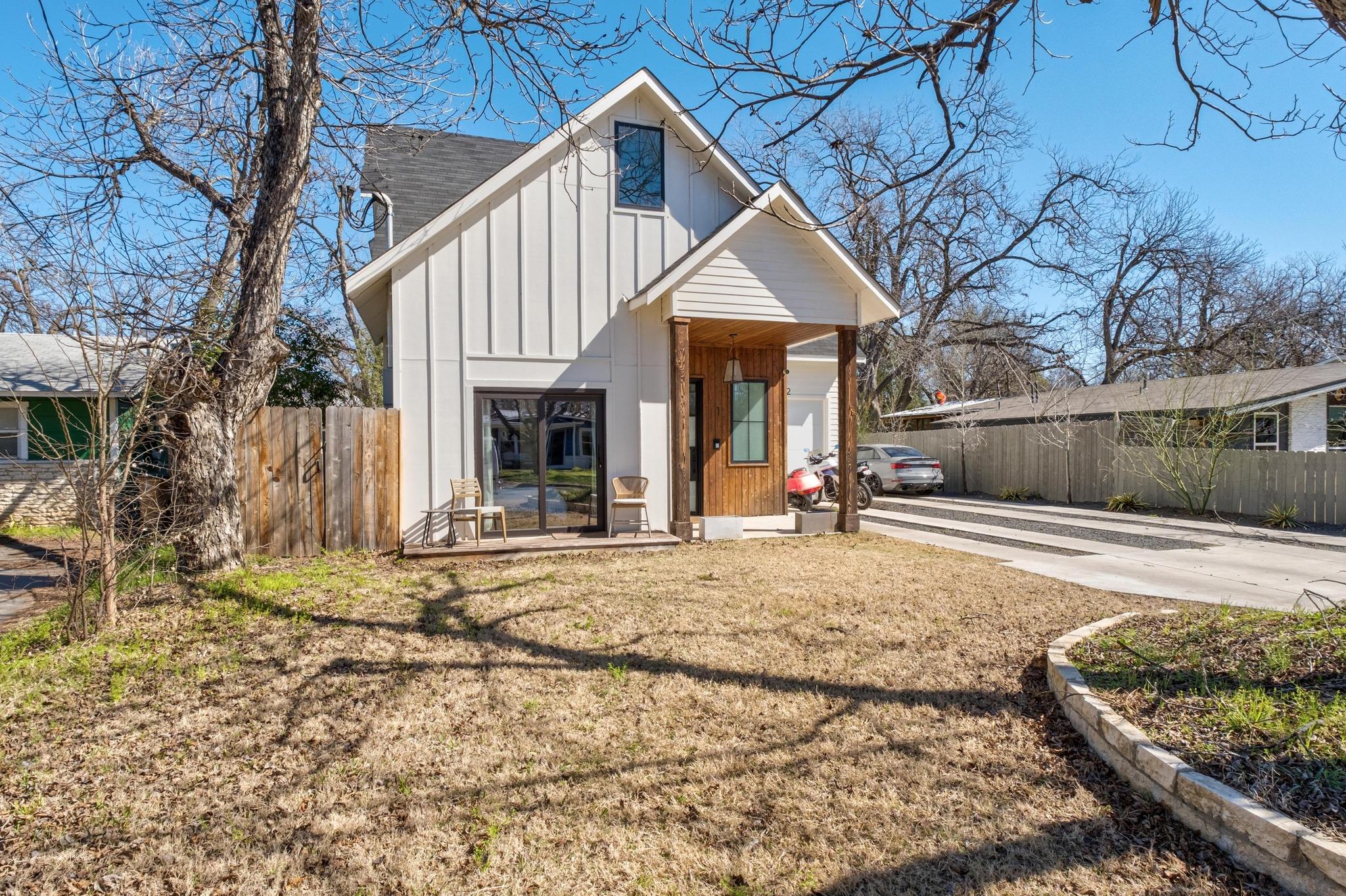 3302 Thompson Street Austin TX 78702
