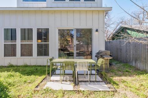 3302 Thompson Street Austin TX 78702