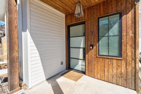 3302 Thompson Street Austin TX 78702