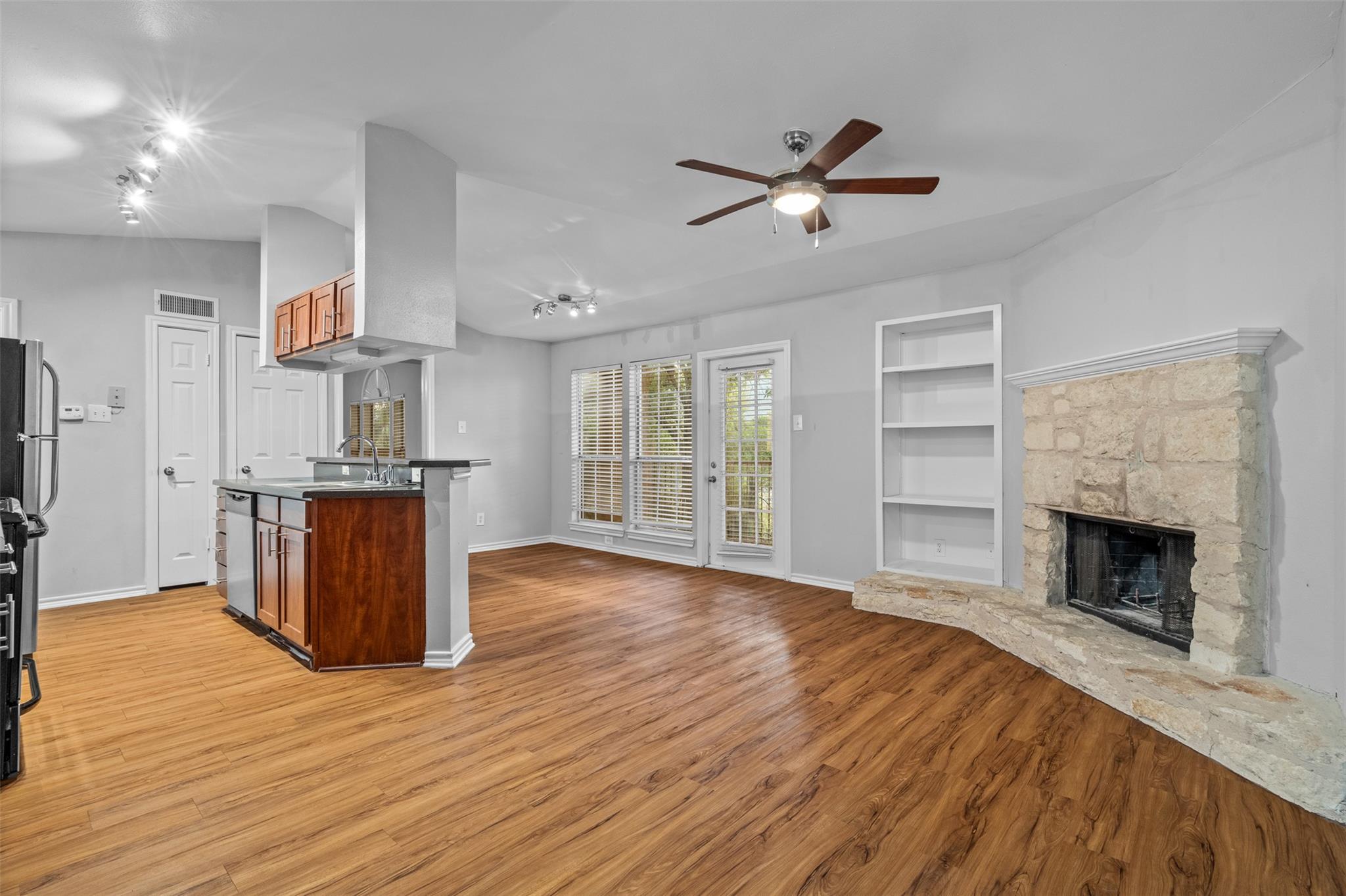6804 N Capital Of Tx Highway Austin TX 78731
