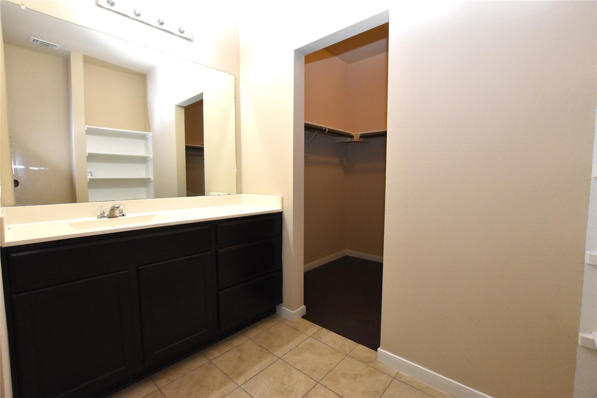 5725 Roderick Drive Austin TX 78724