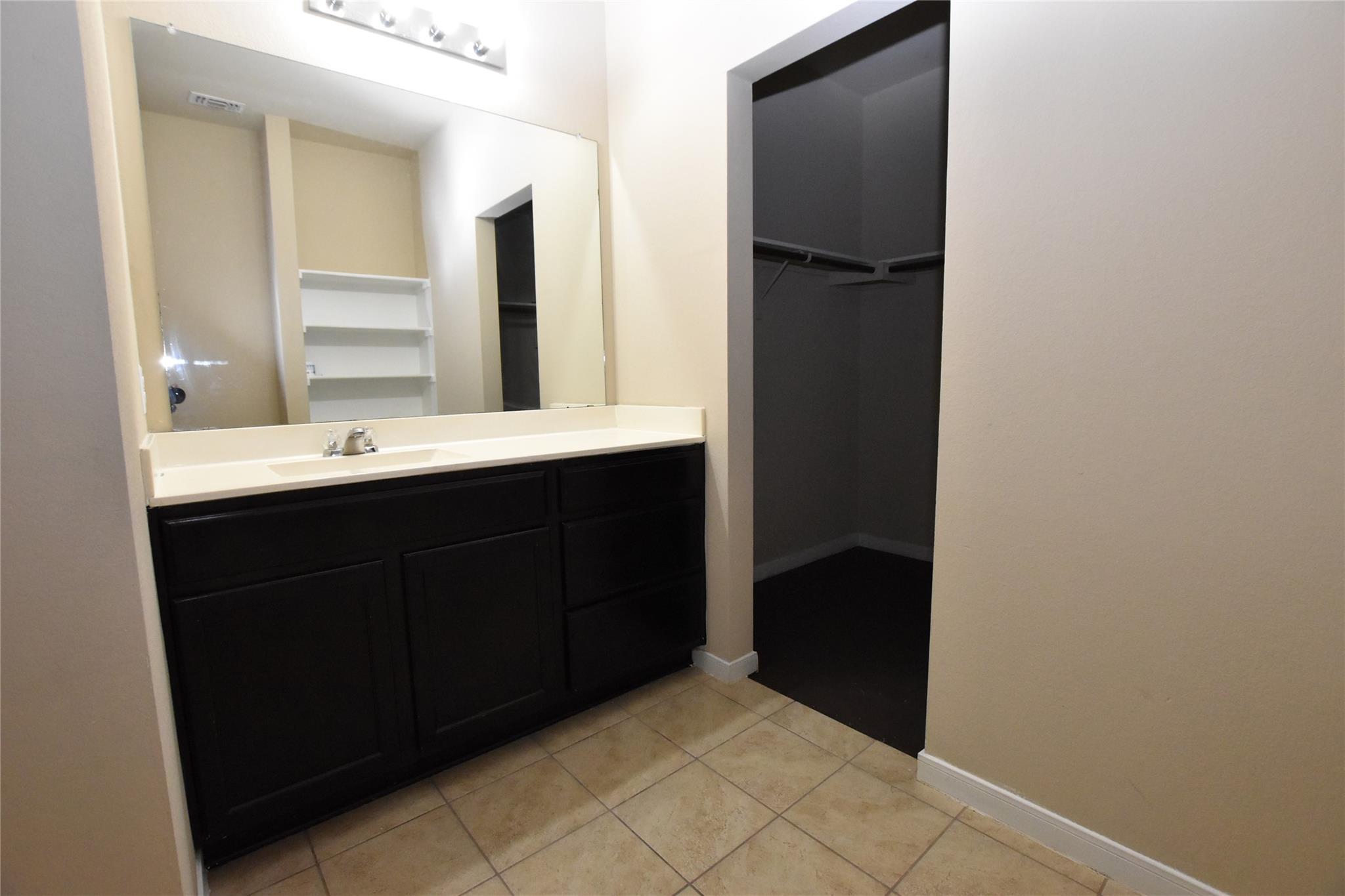 5725 Roderick Drive Austin TX 78724