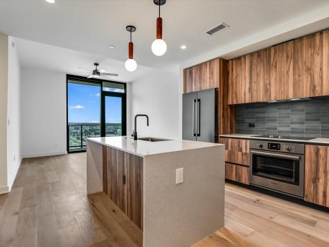 84 East Avenue Austin TX 78701