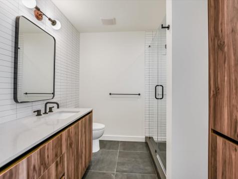 84 East Avenue Austin TX 78701