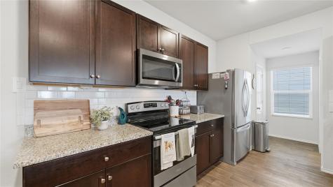 825 Nodding Nixie Seguin TX 78155