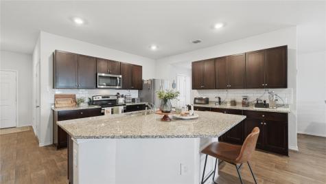 825 Nodding Nixie Seguin TX 78155