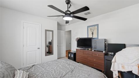 825 Nodding Nixie Seguin TX 78155