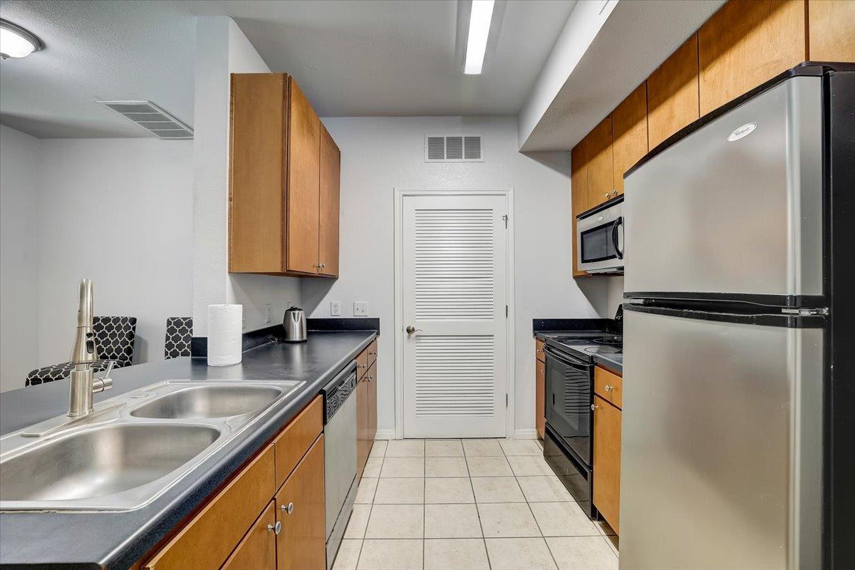 2515 Pearl Austin TX 78705