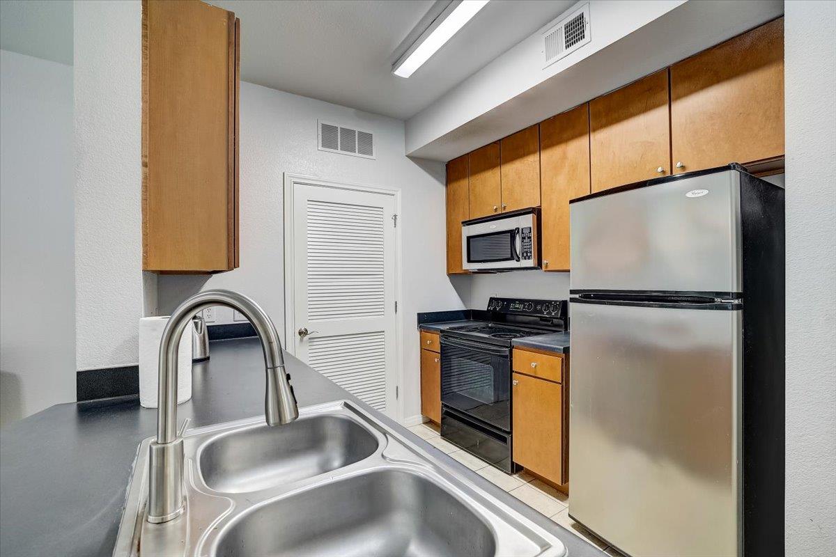 2515 Pearl Austin TX 78705