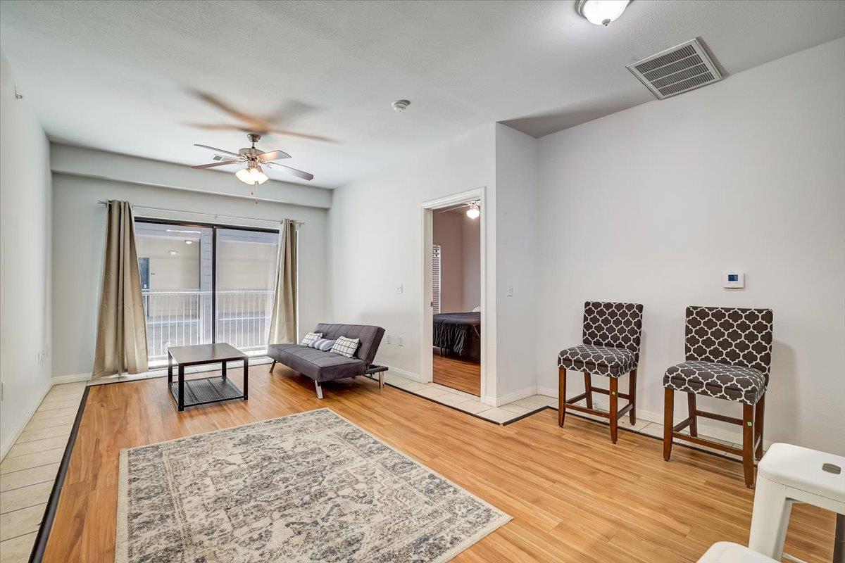 2515 Pearl Austin TX 78705