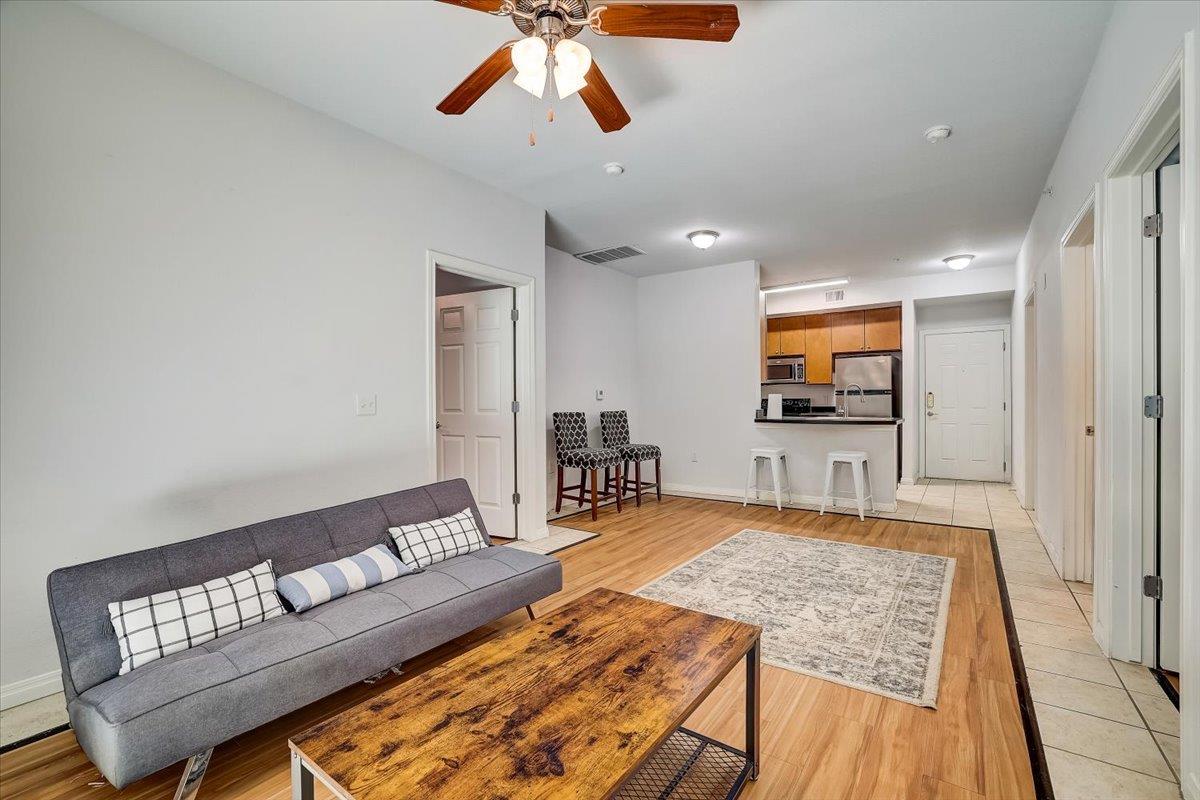2515 Pearl Austin TX 78705