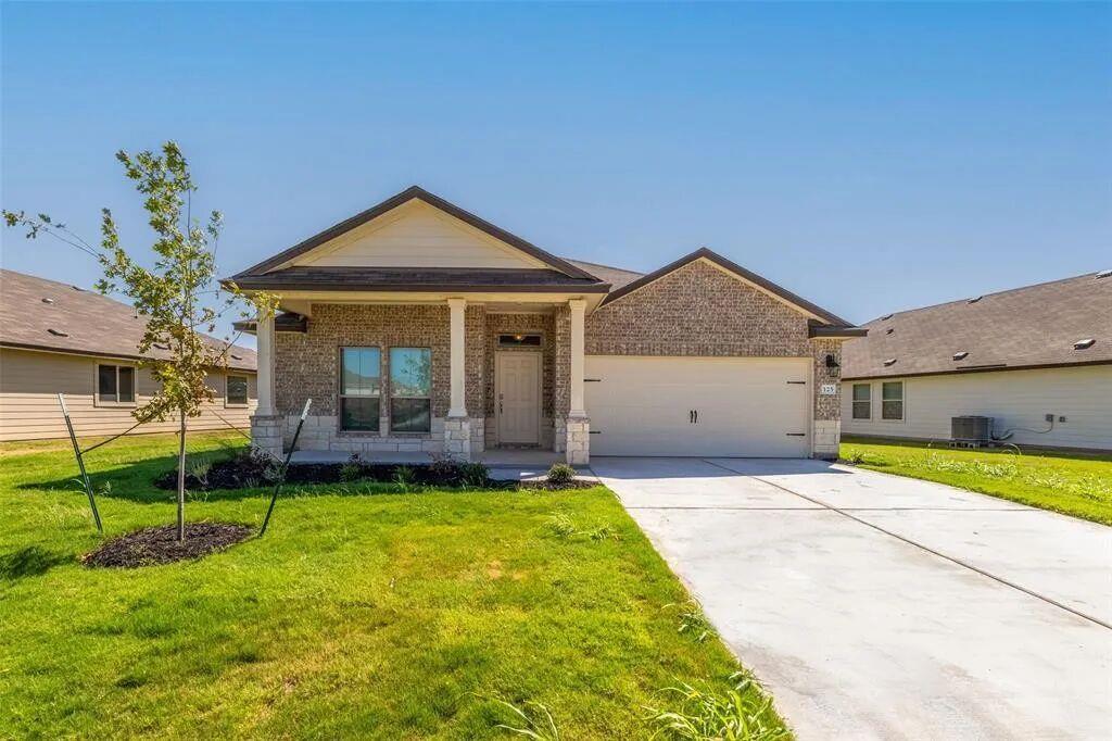 125 Break Avenue Taylor TX 76574