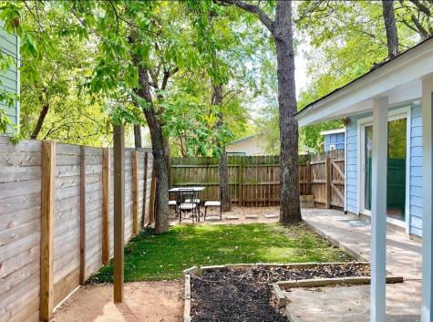 1606 Walnut Avenue Austin TX 78702