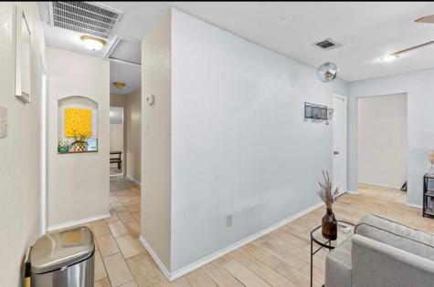 1606 Walnut Avenue Austin TX 78702