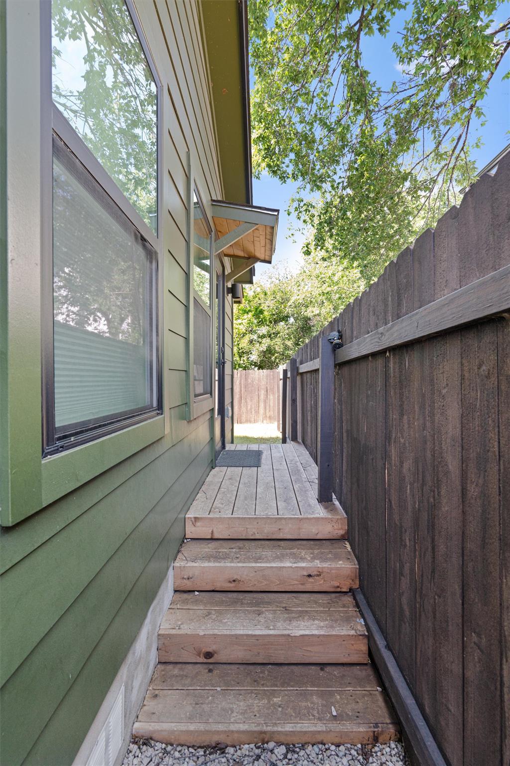 4609 Leslie Avenue Austin TX 78721