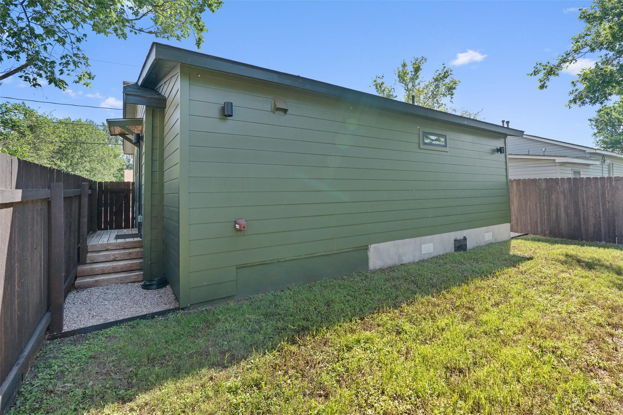 4609 Leslie Avenue Austin TX 78721