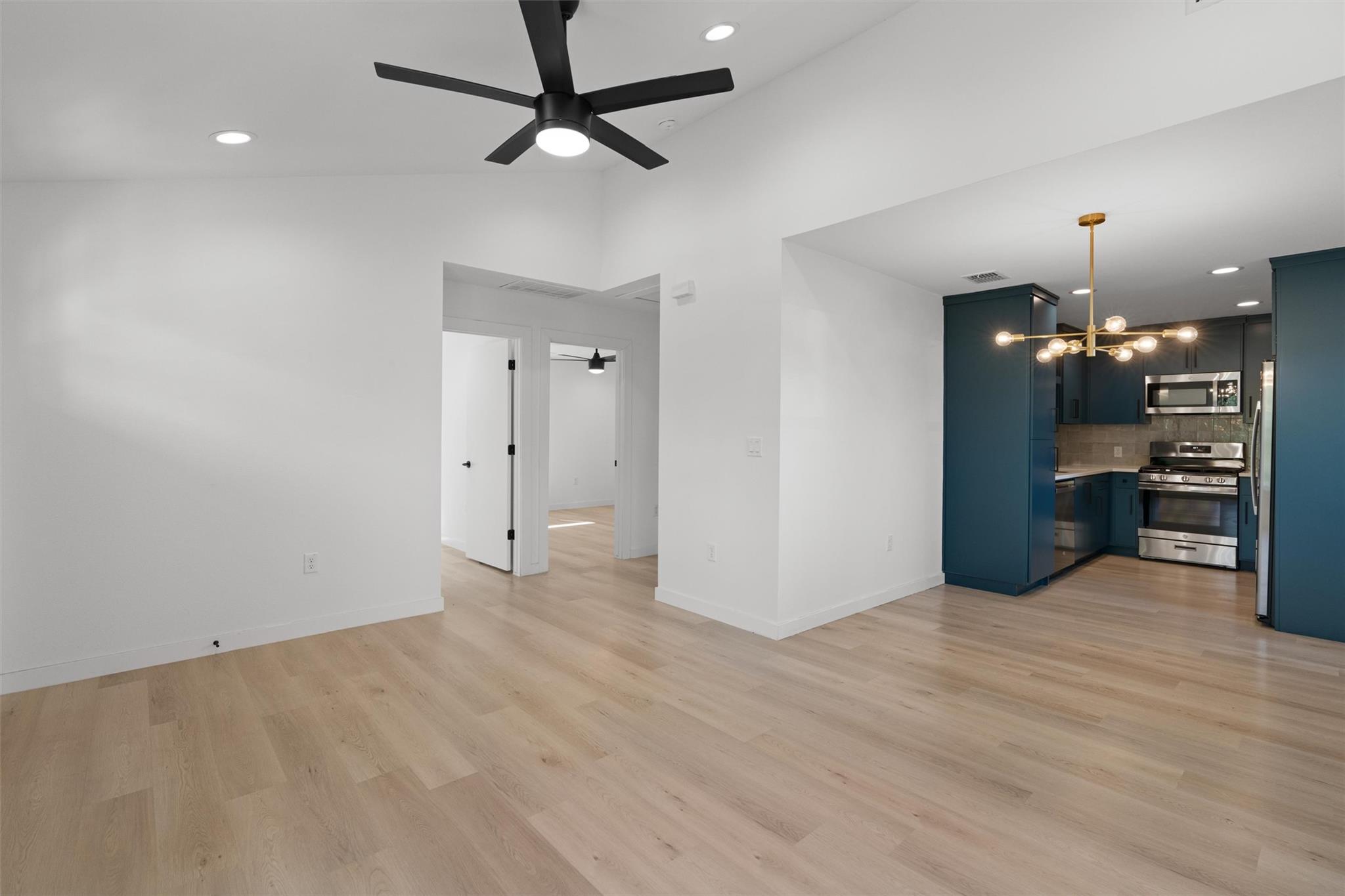 4609 Leslie Avenue Austin TX 78721