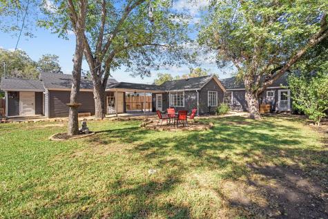 1707 Lexington Street Taylor TX 76574