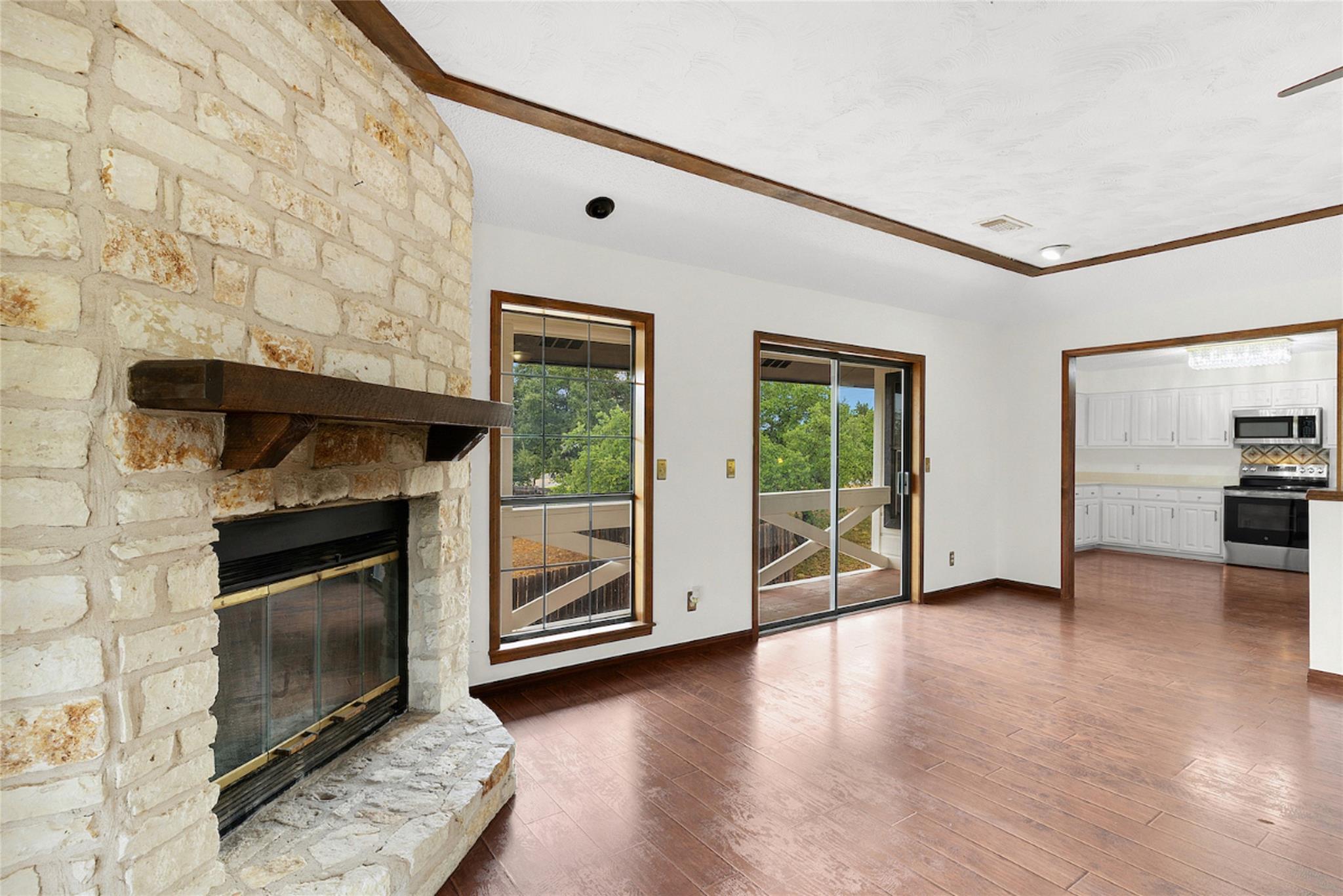 21205 National Drive Lago Vista TX 78645