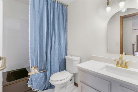 21205 National Drive Lago Vista TX 78645