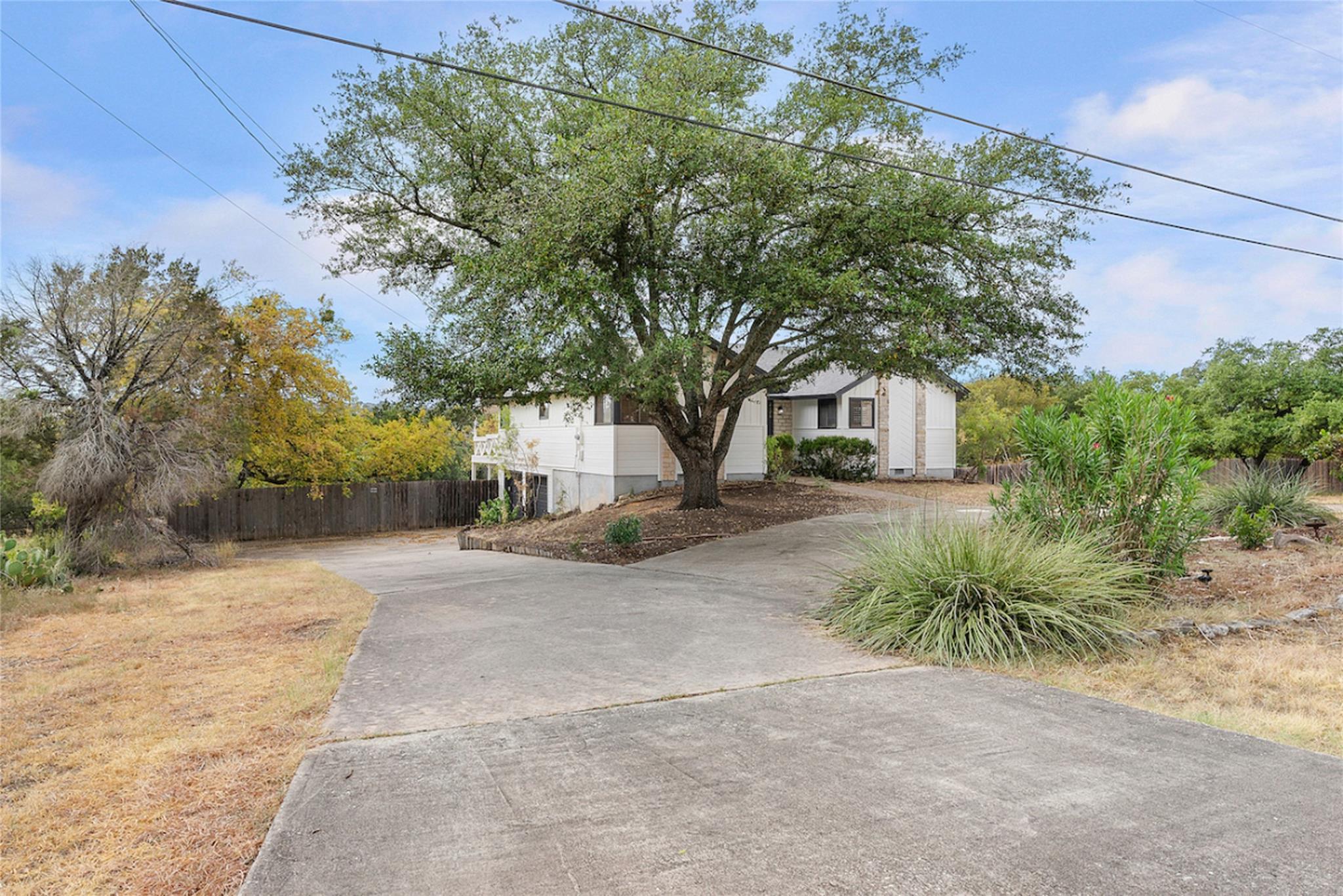 21205 National Drive Lago Vista TX 78645