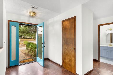 21205 National Drive Lago Vista TX 78645