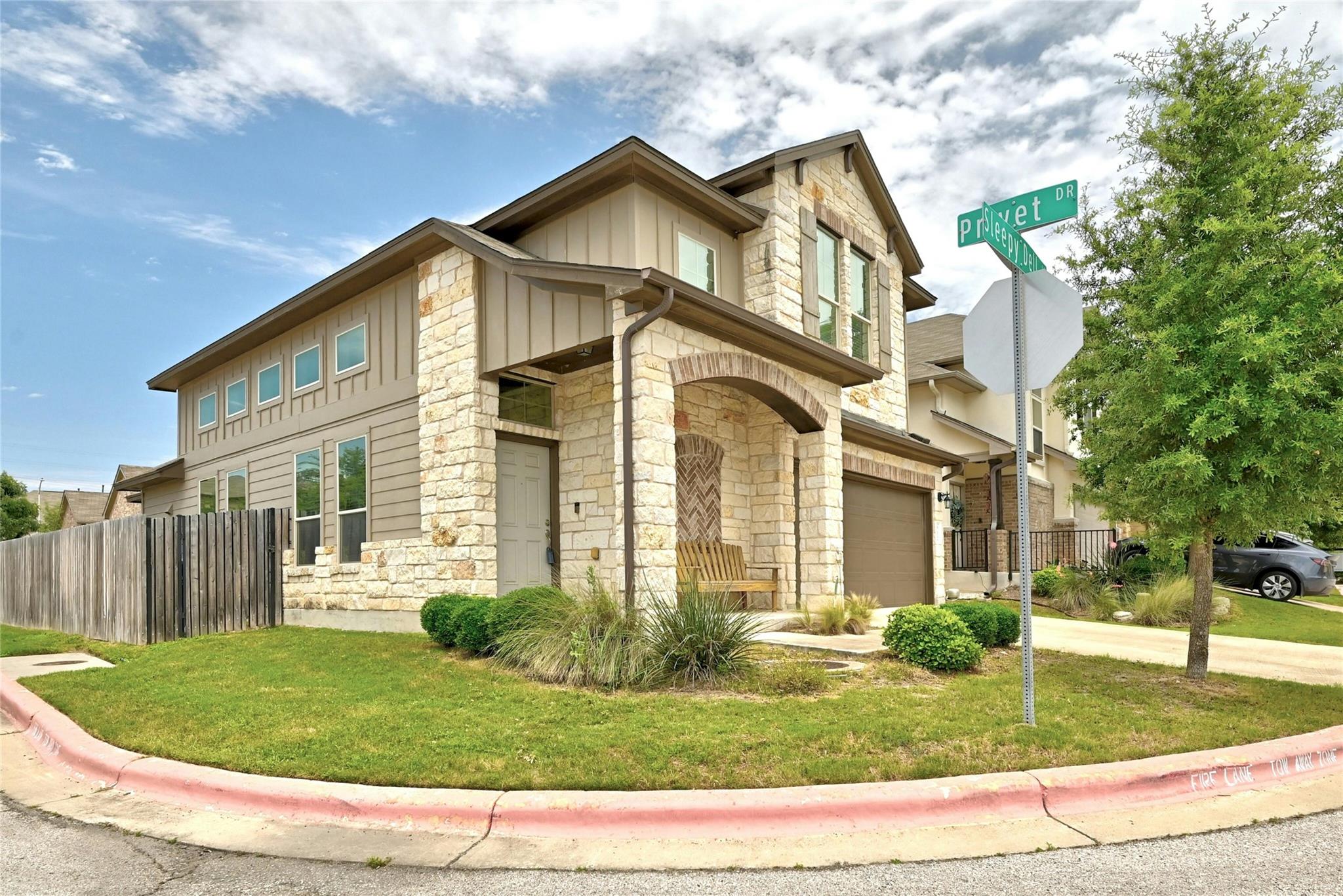 912 Sleepy Dell Lane Austin TX 78748