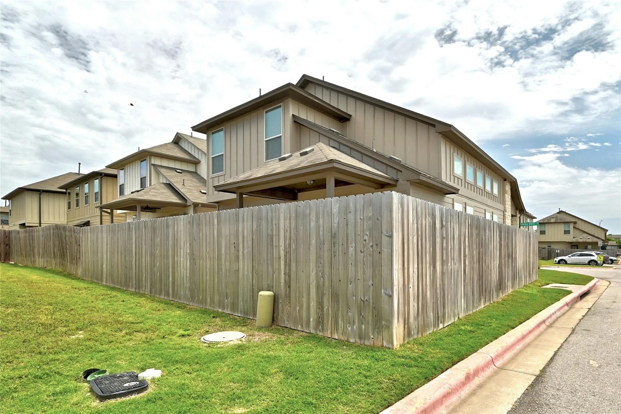 912 Sleepy Dell Lane Austin TX 78748