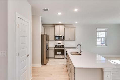 1005 Legend Milton Lane Austin TX 78748