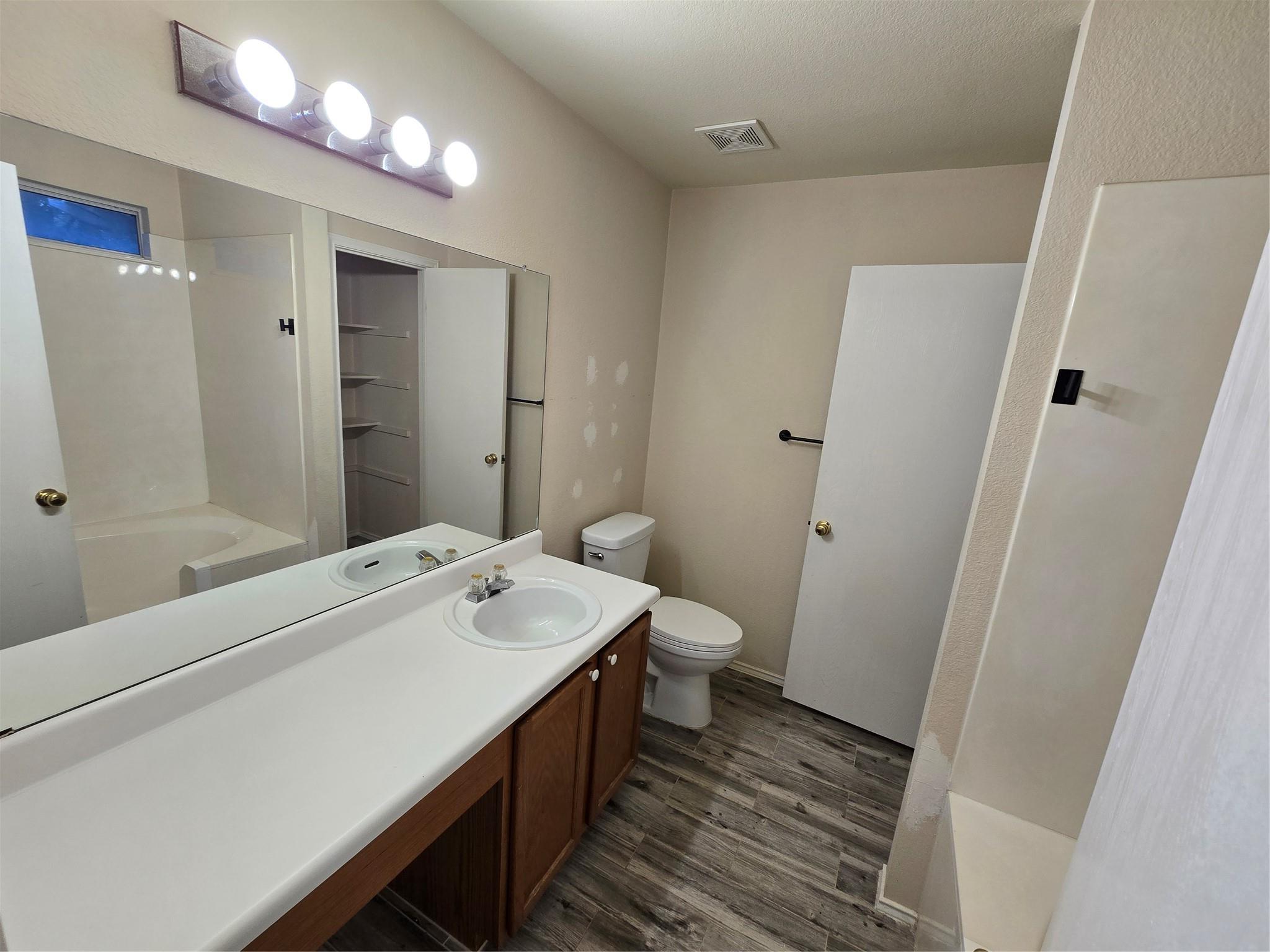 2011 Garrison Drive Leander TX 78641