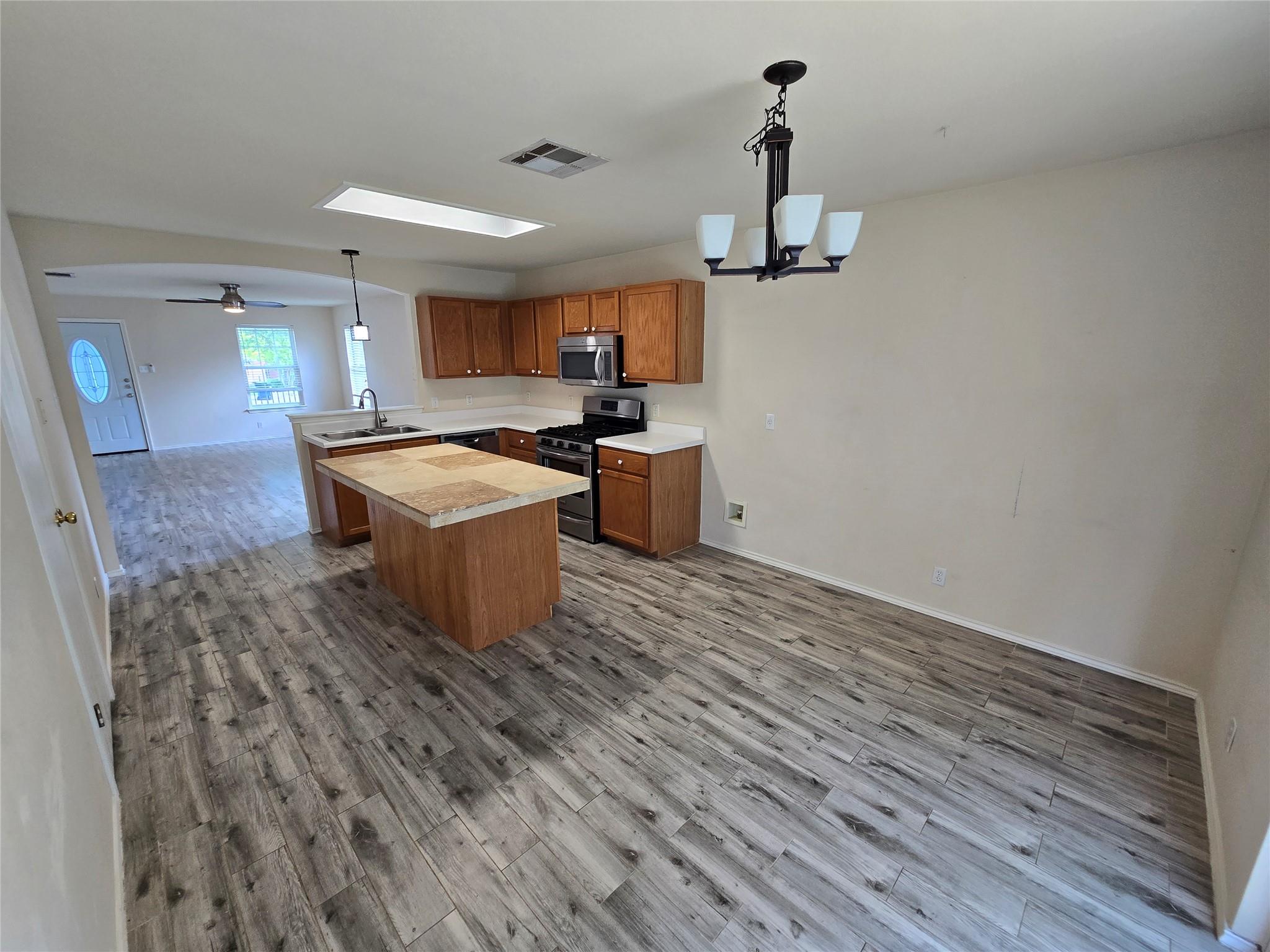 2011 Garrison Drive Leander TX 78641