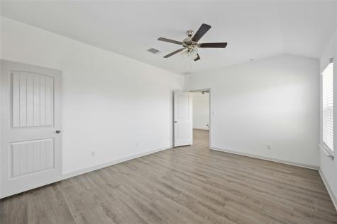 212 Sweetwater Creek Lane Hutto TX 78634